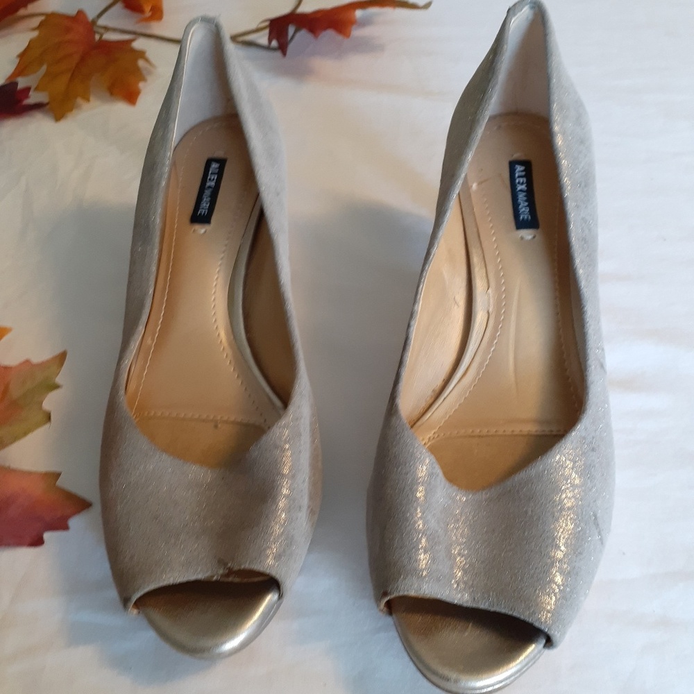 Alex Larie Layla heels.. - Picture 2 of 5